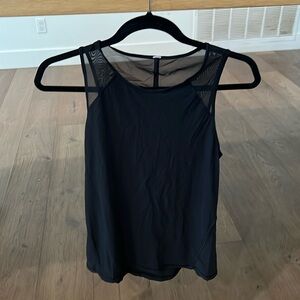 Lululemon tank size 2